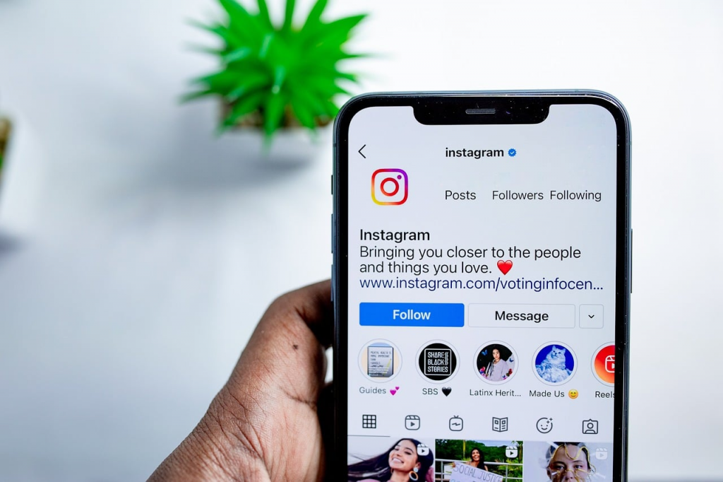 How to Find Someone on Instagram [Proven Methods]